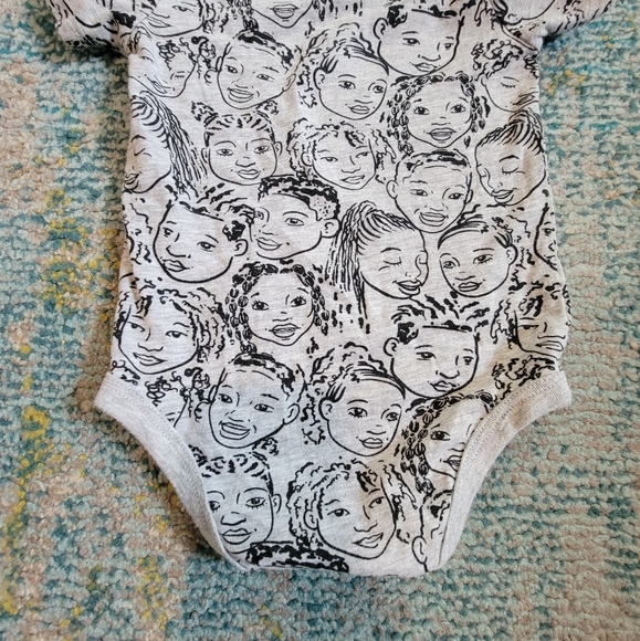 Well Worn Girls Gray Short Sleeve Bodysuit 6-9 Months - Picture 7 of 7